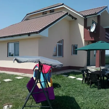 Antonia Villa